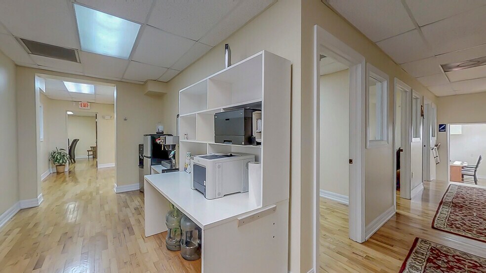 More Photos Of 1045 9th Ave N, Saint Petersburg Medical For Lease