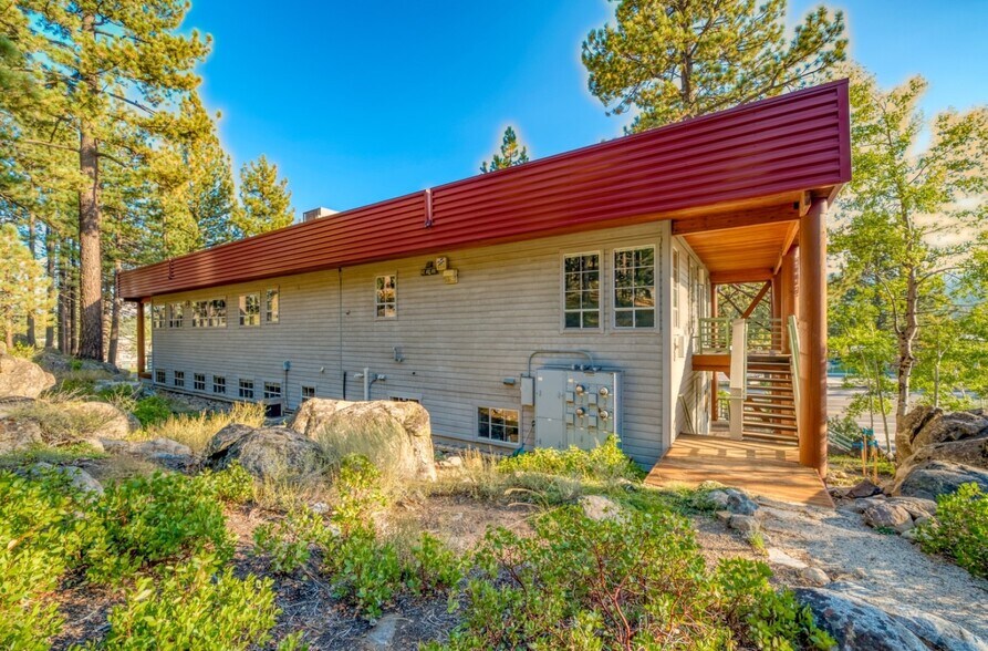 More Photos Of 12010 Donner Pass Rd, Truckee Office For Sale