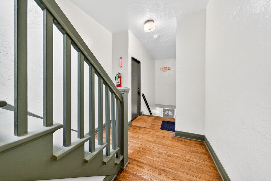 More Photos Of 822 Hayworth Ave, Los Angeles Apartments For Sale