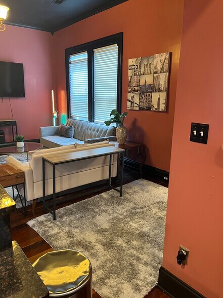 More Photos Of 417 Georgia Ave, Chattanooga Office For Sale