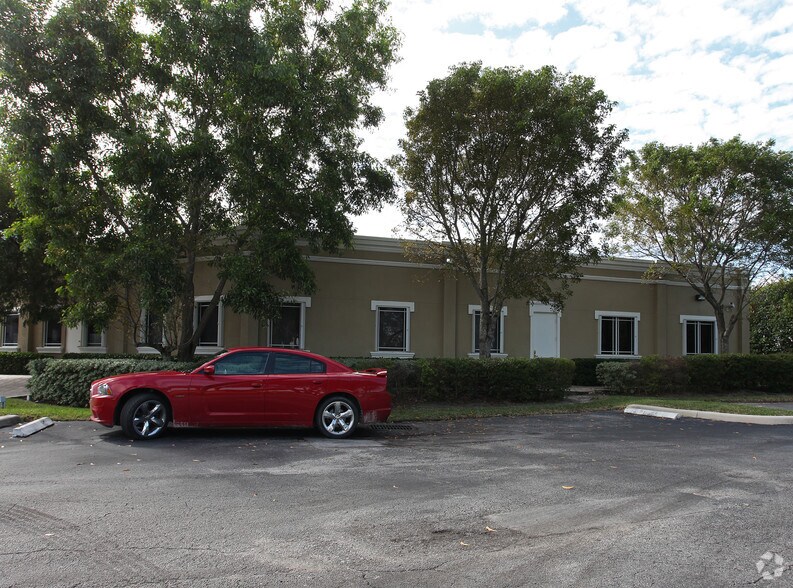 More Photos Of 3 Harvard Cir, West Palm Beach Office For Lease