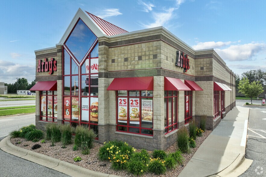 More Photos Of 1209 18th Ave NW, Austin Freestanding For Lease