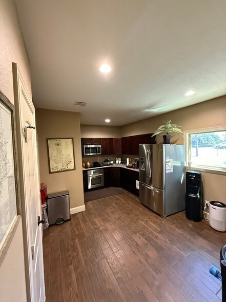 More Photos Of 35505 Cooper Rd, Brookshire Office For Sale