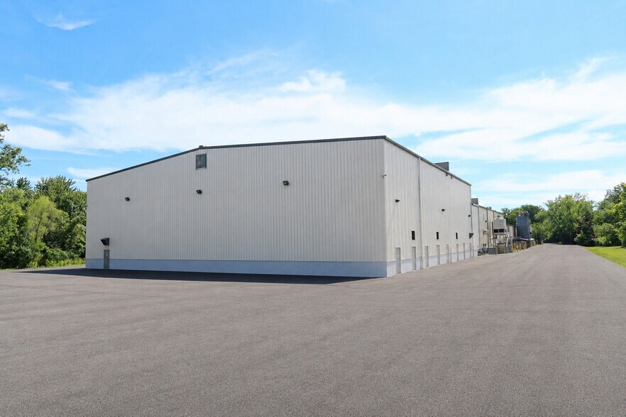 More Photos Of 105 Elmore Dr, Rochester Manufacturing For Sale