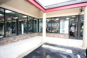 More Photos Of 5152-5160 W 127th St, Alsip Unknown For Lease