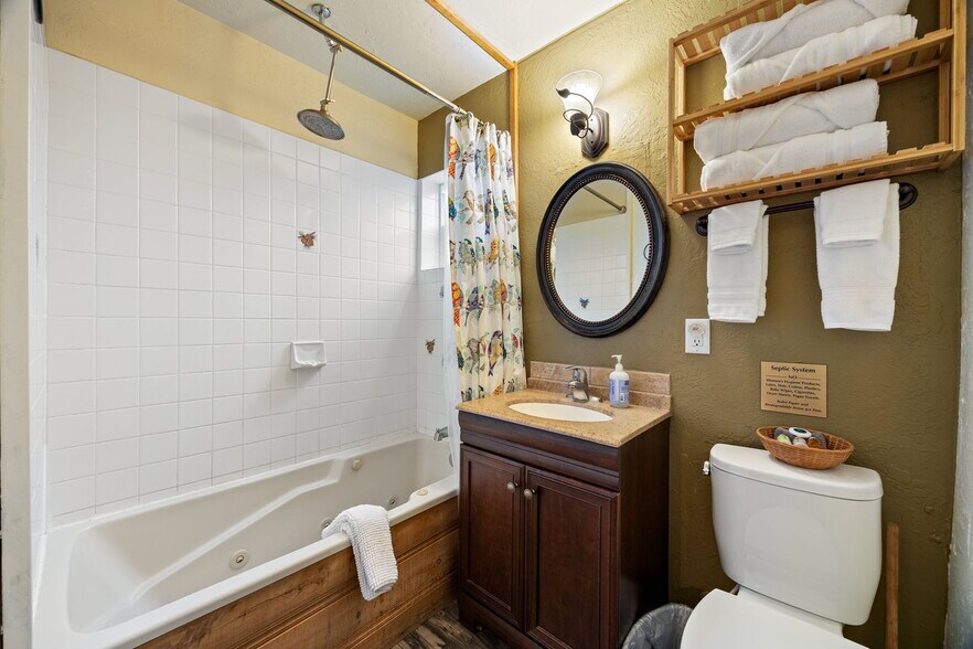 More Photos Of 140 Main St, Greer Specialty For Sale