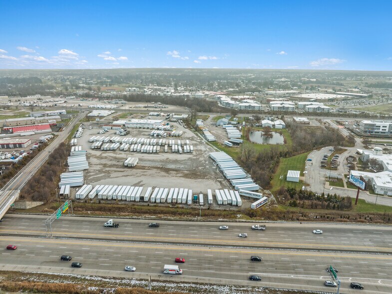 More Photos Of 1800 Progress Way, Jeffersonville Service For Lease