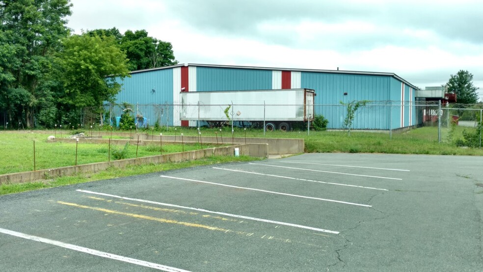 More Photos Of 424 Nash Rd, New Bedford Warehouse For Sale