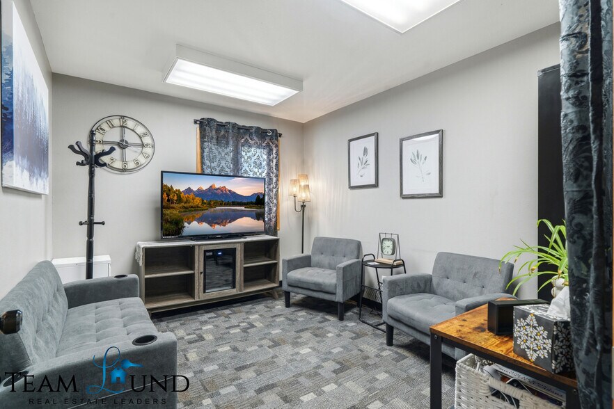 More Photos Of 915 S McKinley St, Casper Office Residential For Sale