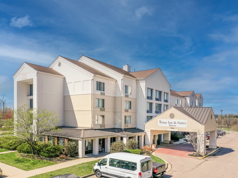 Primary Photo Of 9365 Waterstone Blvd, Cincinnati Hotel For Sale