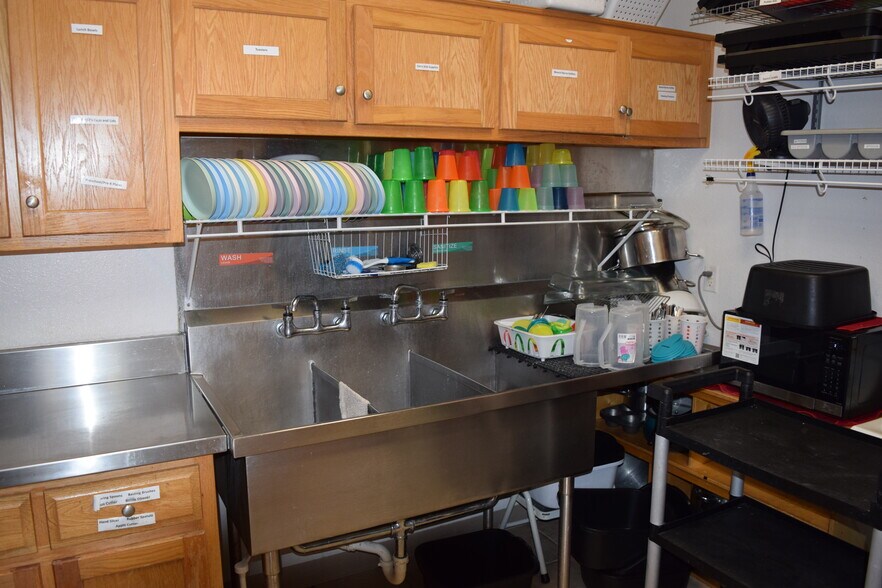 More Photos Of 1903 Van Hoy Dr, Pleasant Hill Specialty For Sale