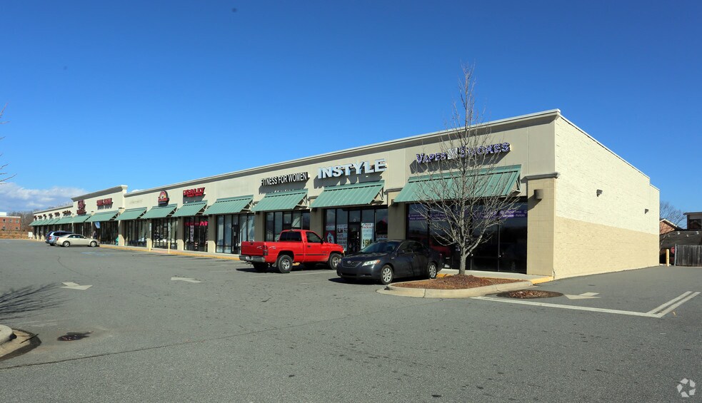 More Photos Of 660 S Pierce St, Eden General Retail For Lease