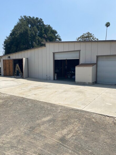 More Photos Of 1186 Center St, Riverside Industrial For Lease