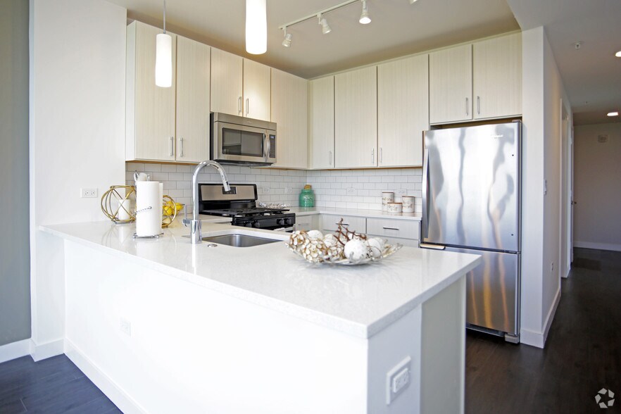 More Photos Of 847 Chicago Ave, Evanston Apartments For Lease