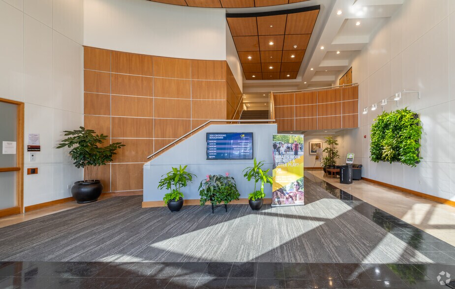 More Photos Of 200 Crossing Blvd, Framingham Office For Lease