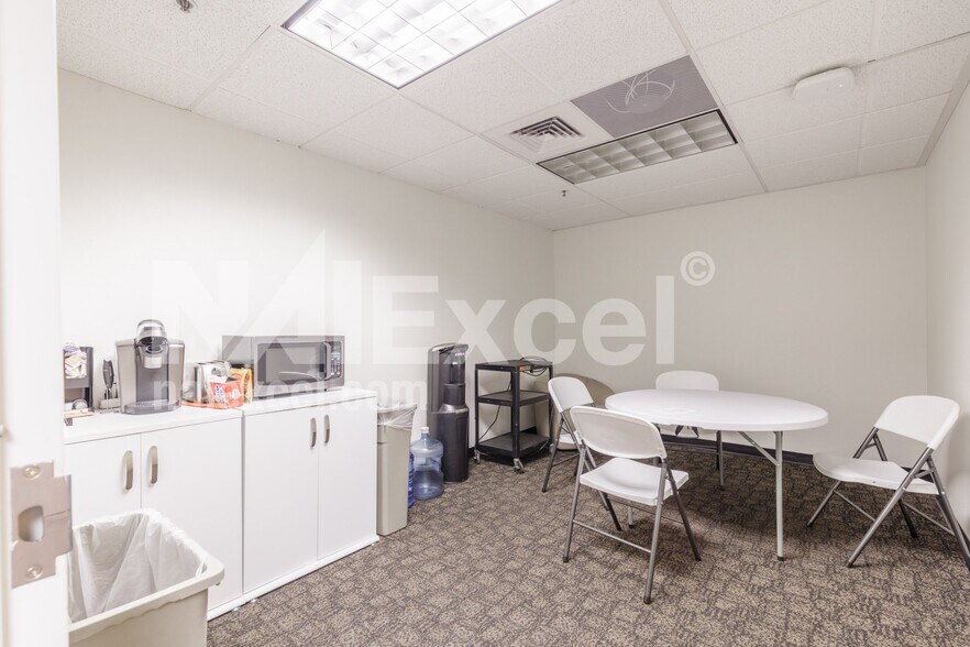 More Photos Of 1 S Main St, Saint George Bank For Sale