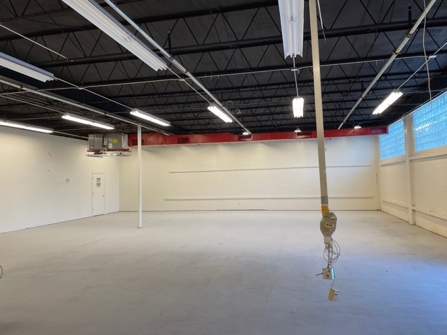 More Photos Of 1815 10th Ave N, Lake Worth Beach Warehouse For Lease