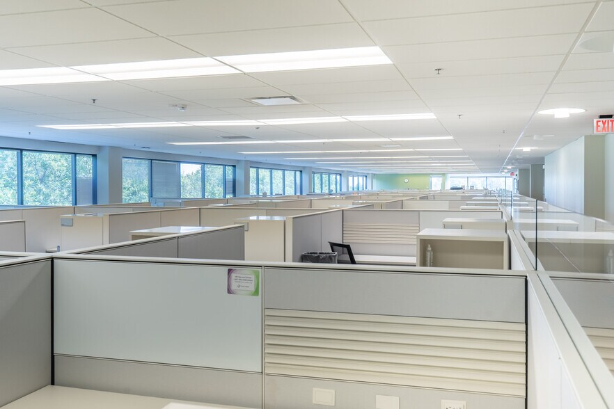More Photos Of 20255 Victor Pky, Livonia Loft Creative Space For Sale