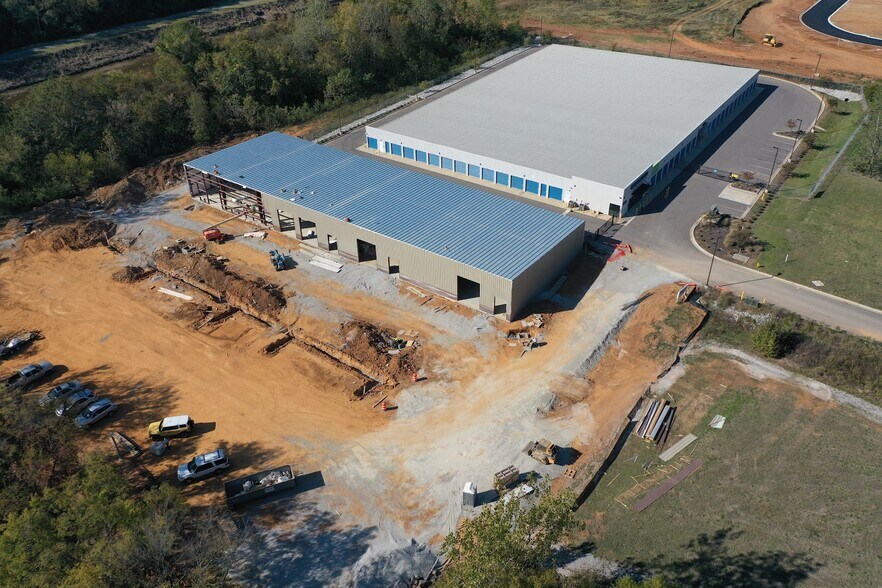 More Photos Of 3216 Leeman Ferry Rd SW, Huntsville Flex For Lease