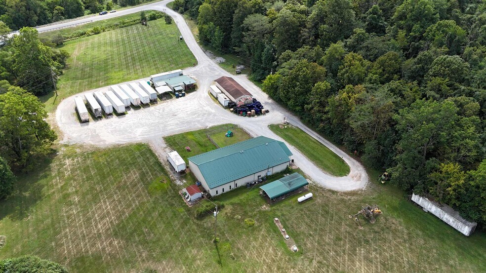 More Photos Of 6101 State Route 247, Hillsboro Light Distribution For Sale
