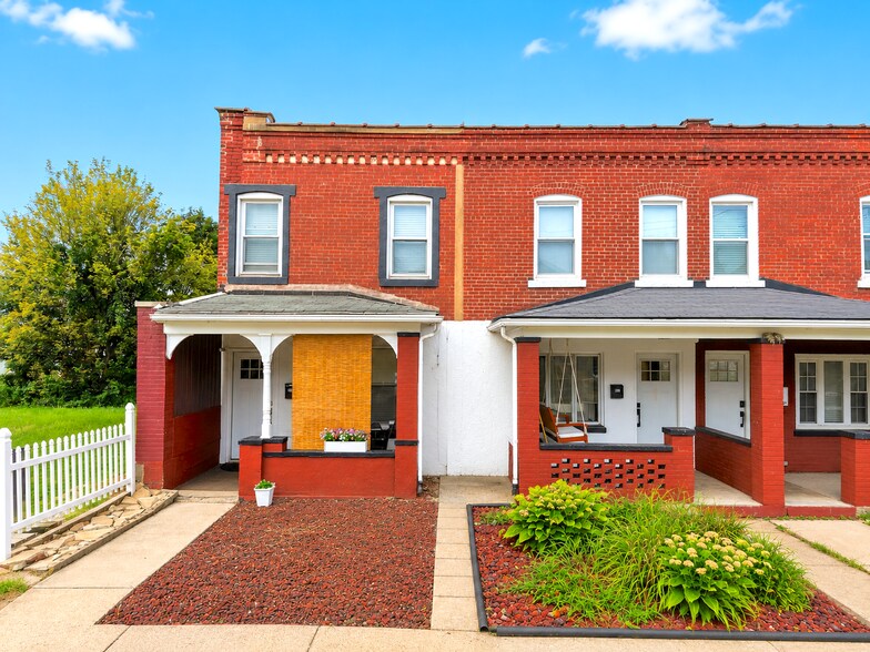 More Photos Of 501 Glenwood Ave, Ambridge Multifamily For Sale