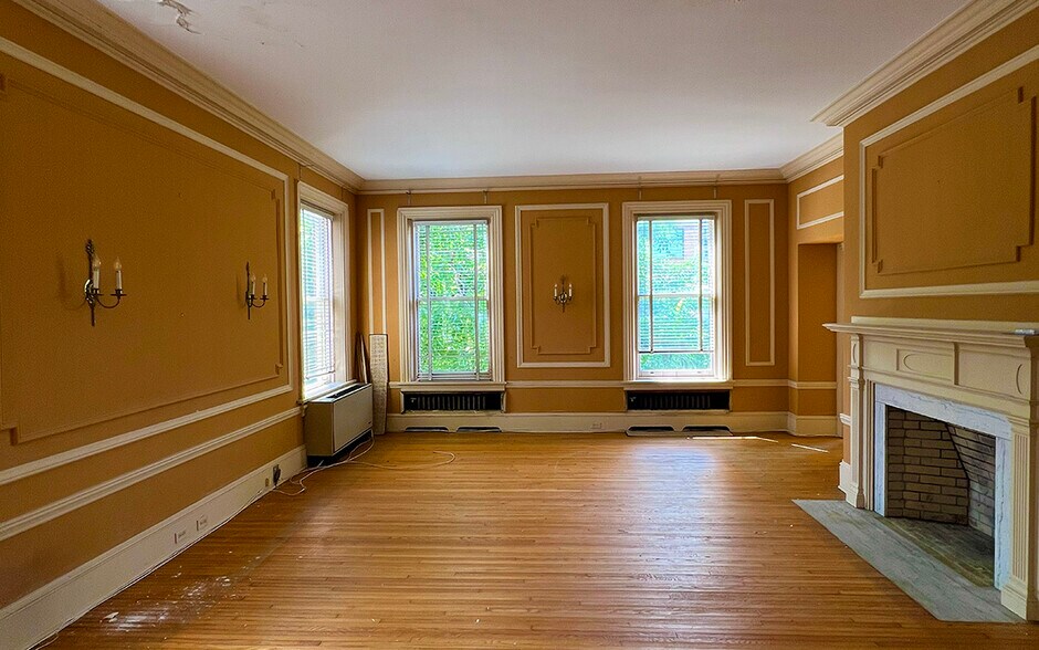 More Photos Of 204 State St, Harrisburg Office Residential For Sale