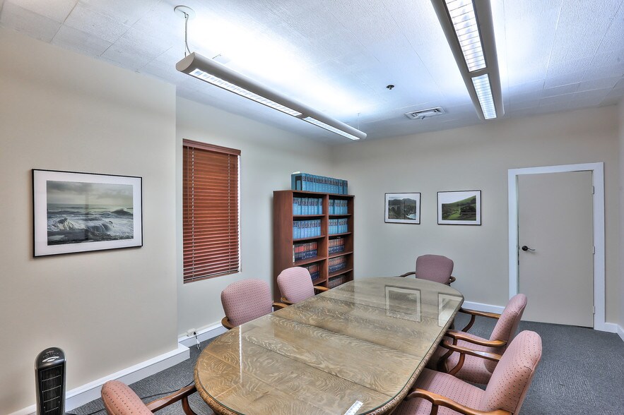 More Photos Of 439 Alvarado St, Monterey Bank For Lease