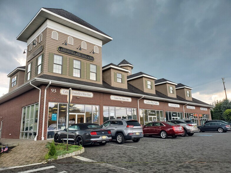 More Photos Of 93 Main St, Farmingdale Storefront Retail Office For Lease