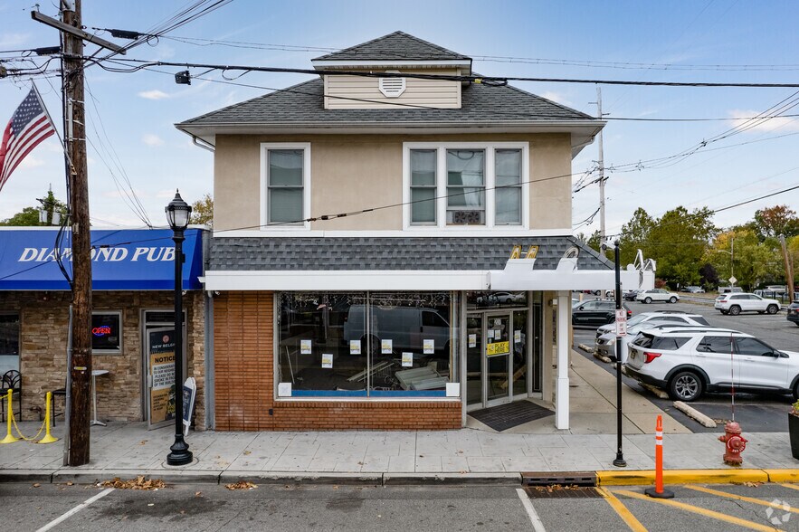 More Photos Of 207 Diamond Bridge Ave, Hawthorne General Retail For Sale