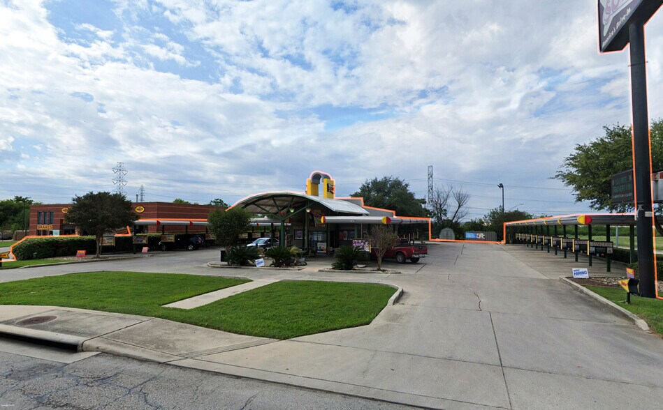 Primary Photo Of 11725 O'connor Rd, San Antonio Fast Food For Lease