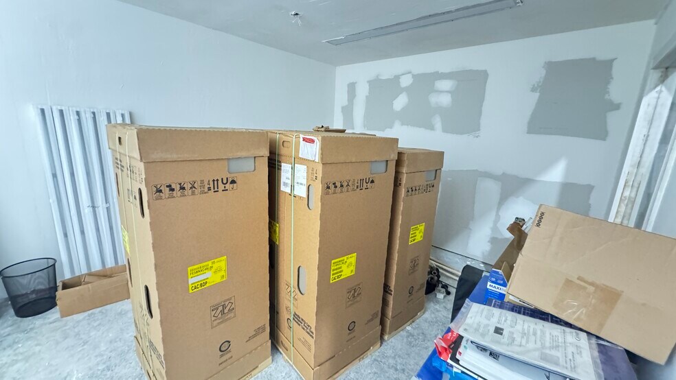 More Photos Of 8897 SW 129th St, Miami Warehouse For Lease