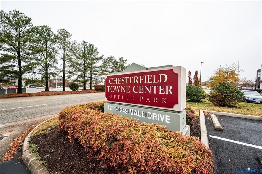 More Photos Of 1241 Mall Dr, North Chesterfield Medical For Lease
