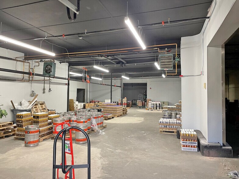 More Photos Of 223 Second St, Manchester Warehouse For Sale