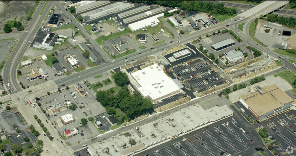 More Photos Of 5221 Brook Rd, Richmond General Retail For Sale