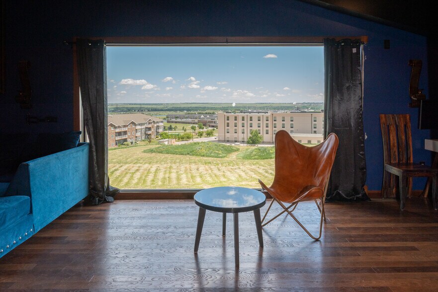 More Photos Of 2903 Jude Ln NW, Mandan Multifamily For Sale