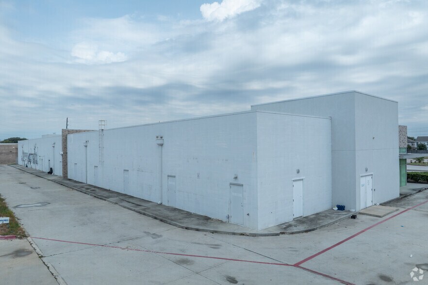 More Photos Of 21803 Morton Ranch Rd, Katy Storefront For Lease