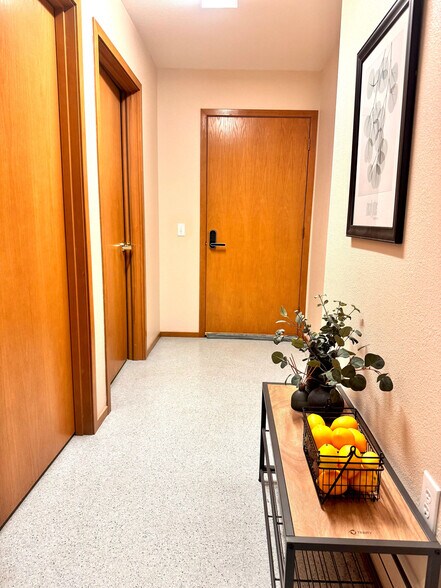 More Photos Of 1800 Cooper Point Rd SW, Olympia Office For Sale