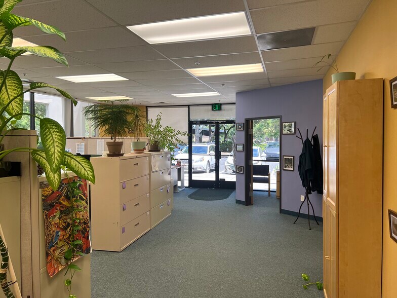 More Photos Of 279 Cousteau Pl, Davis Office For Lease