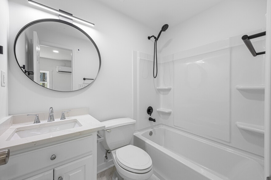 More Photos Of 5015 Forestmont Dr, Matthews Apartments For Sale