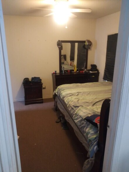 More Photos Of 1026 Miles St, Rosenberg Apartments For Sale