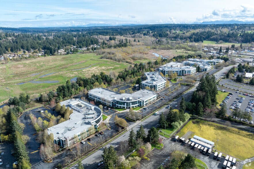 More Photos Of 18400 NE Union Hill Rd, Redmond Office For Lease