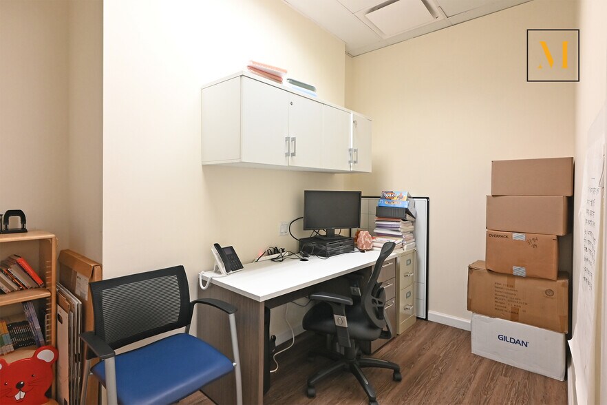 More Photos Of 37-34 29th St, Long Island City Apartments For Lease