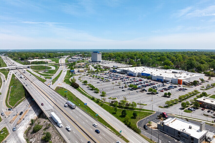 More Photos Of 11601 E 40 Hwy, Kansas City Unknown For Lease