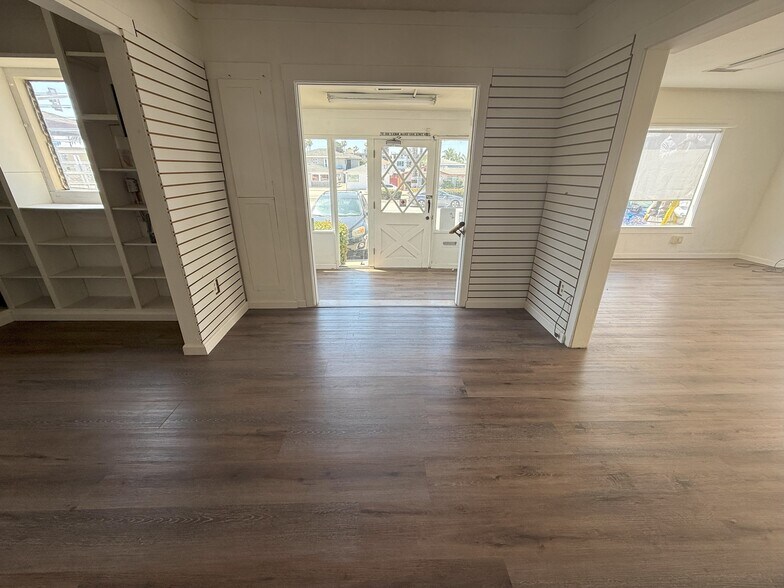 More Photos Of 870 Grand Ave, San Diego General Retail For Sale