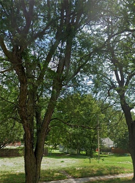 Primary Photo Of 203 S 6th St, Savannah Land For Sale