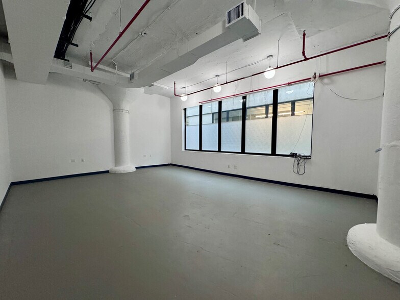 More Photos Of 1000 Dean St, Brooklyn Loft Creative Space For Lease