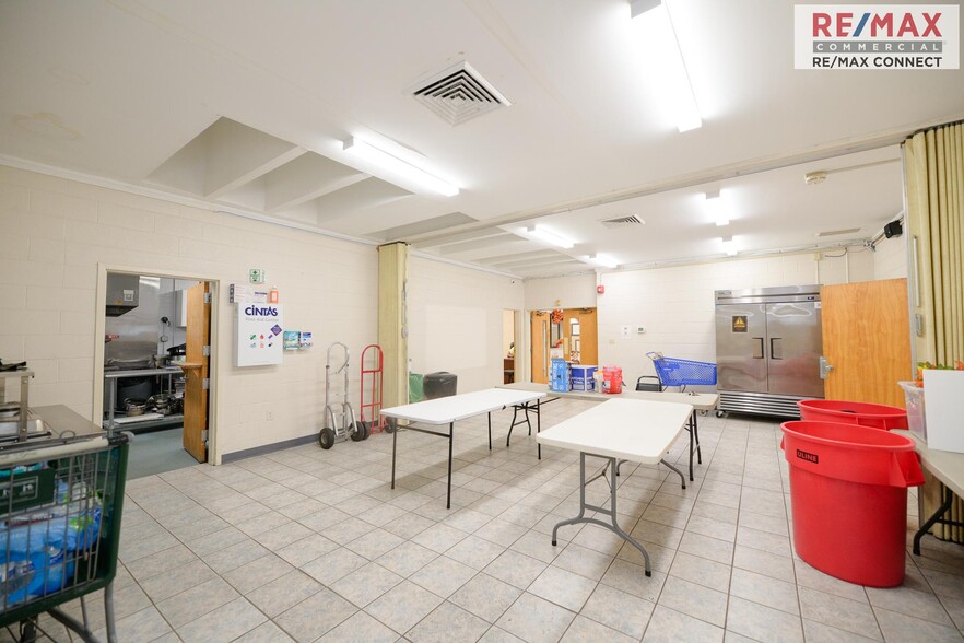 More Photos Of 1033 Big Bethel Rd, Hampton Religious Facility For Sale