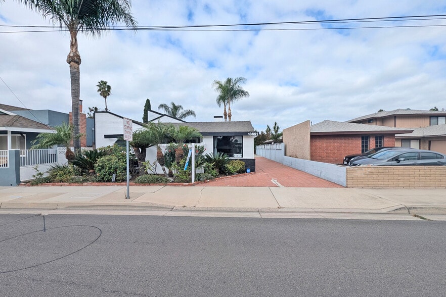 More Photos Of 13691 Red Hill Ave, Tustin Medical For Sale