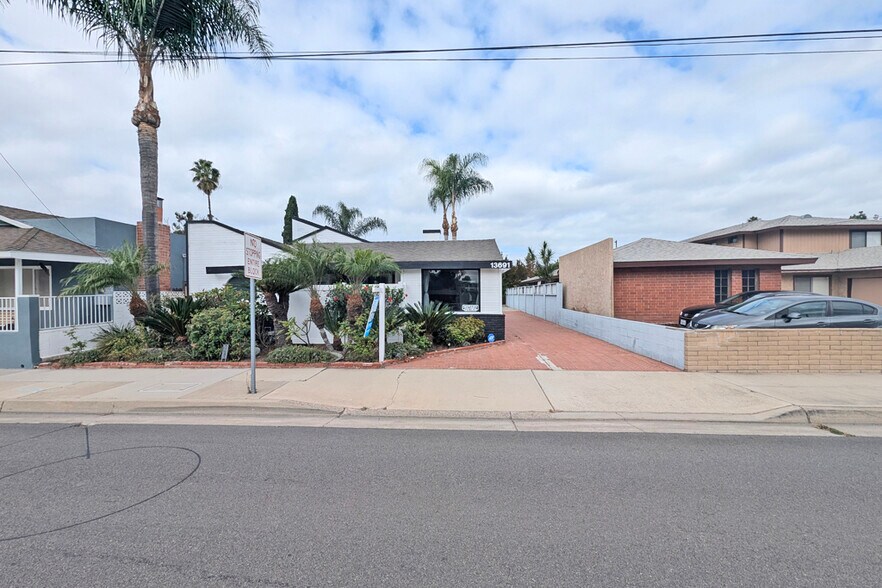 More Photos Of 13691 Red Hill Ave, Tustin Medical For Sale