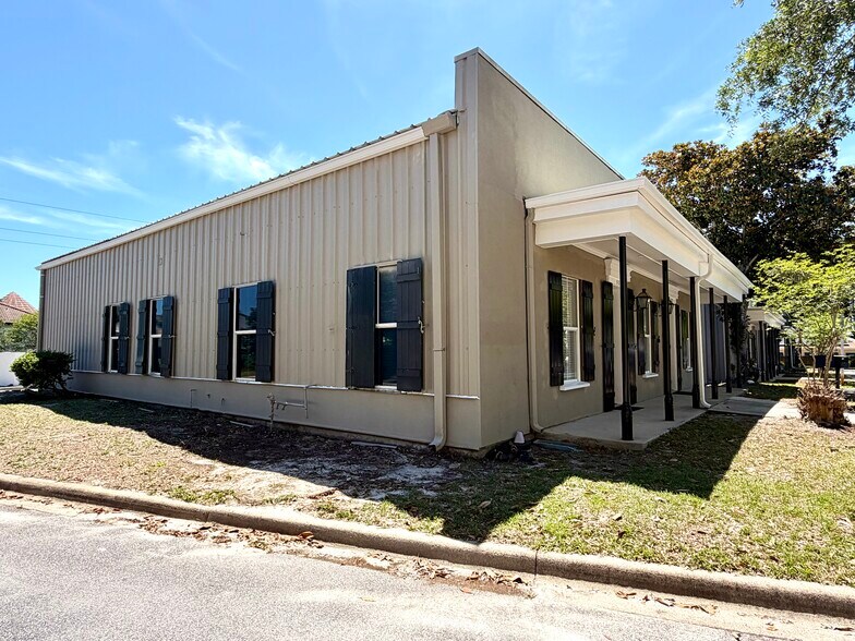 More Photos Of 36468 Emerald Coast Pky, Destin Office For Sale